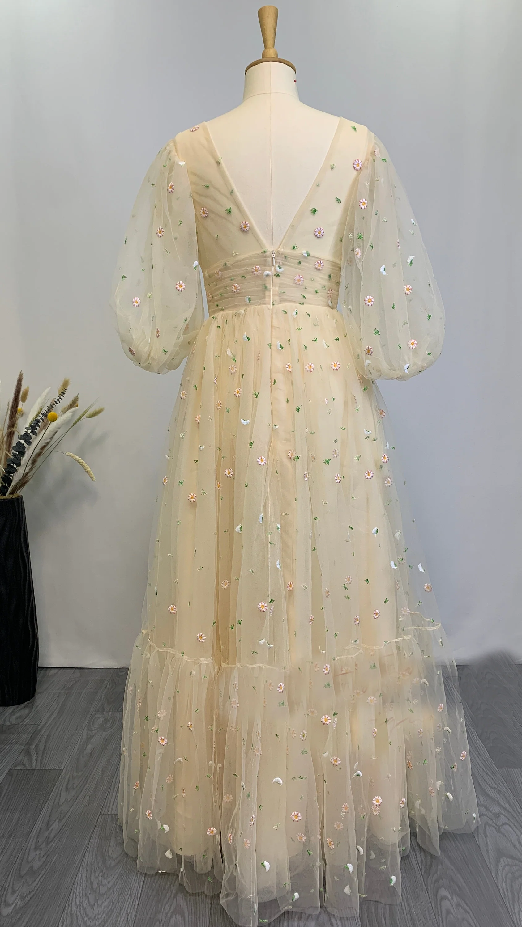 Blue and Yellow Daisy Floral Tea Length Dress - Image 6